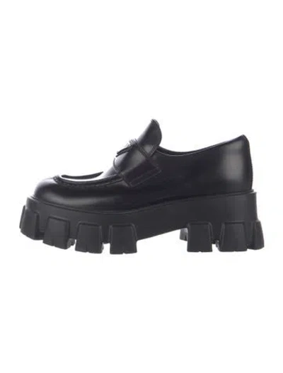 Pre-owned Prada Enameled Metal Triangle Patent Leather Oxfords In Black