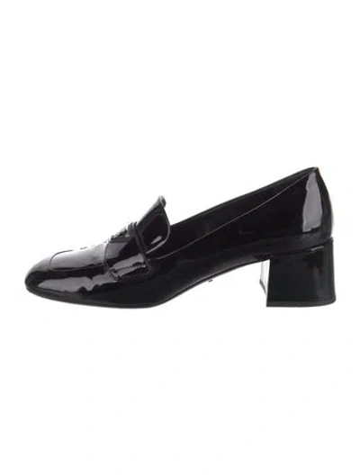 Pre-owned Prada Enameled Metal Triangle Patent Leather Pumps In Black