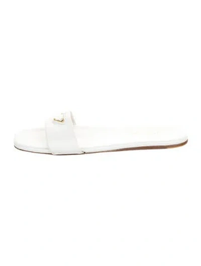 Pre-owned Prada Enameled Metal Triangle Patent Leather Slides In White