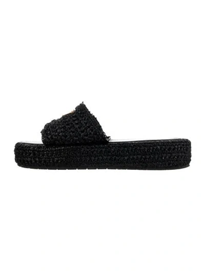 Pre-owned Prada Enameled Metal Triangle Raffia Slides In Black