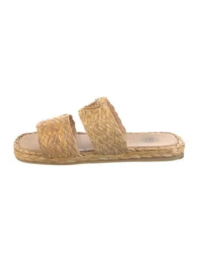 Pre-owned Prada Enameled Metal Triangle Raffia Slides In Neutral