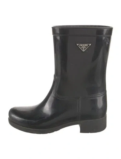 Pre-owned Prada Enameled Metal Triangle Rubber Rain Boots In Black