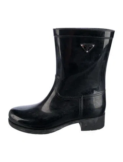 Pre-owned Prada Enameled Metal Triangle Rubber Rain Boots In Black