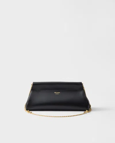 Prada Enchaîné Mittelgrosse Tasche Aus Leder In Black