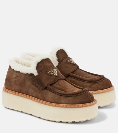 Prada Shearling-lined Suede Platform Loafers In Braun