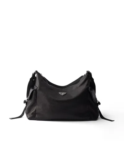 Prada Schultertasche Aus Leder Explore In Black