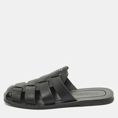 Pre-owned Prada Fisherman Size 41 Black Leather Mules