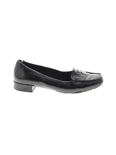 Pre-owned Prada Flats In Black
