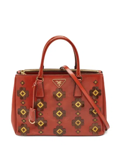 Pre-owned Prada Flower-detailing Leather Tote Bag In Red