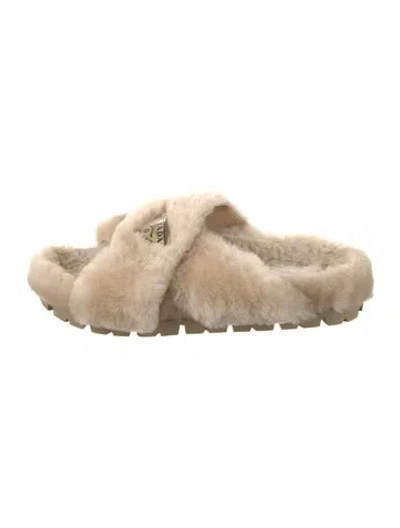 Pre-owned Prada Fur Slides In Neutral