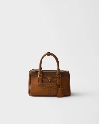 Prada Galleria Mini Bag Aus Leder In Brown