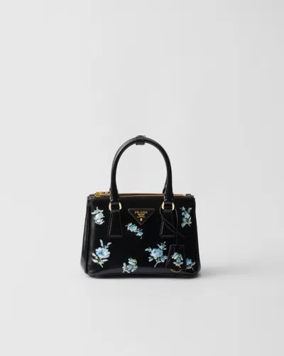 Prada Galleria Printed Brushed Leather Mini-bag In Schwarz