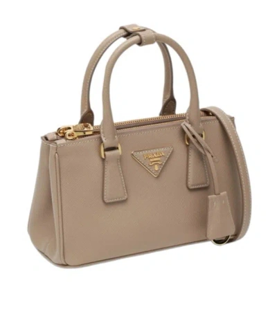 Prada Galleria Shoulder Bag In Pink