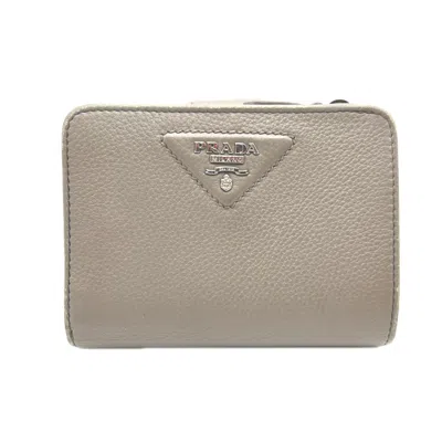 Pre-owned Prada Grayish Leather Wallet (bi-fold) ()