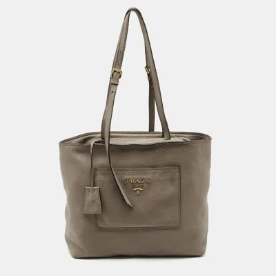Pre-owned Prada Grey Vitello Daino Leather Zip Tote In Gray