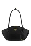 Prada Kleine Handtasche In Black