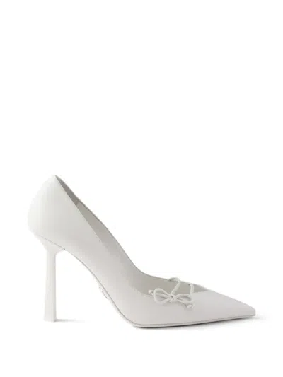 Prada Klassische Pumps In White
