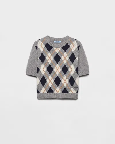 Prada Kurzarm-kaschmirstrickpullover Mit Argyle-muster In Gray