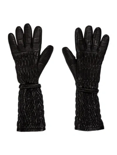 Pre-owned Prada Lambskin Winter Gloves. In Black