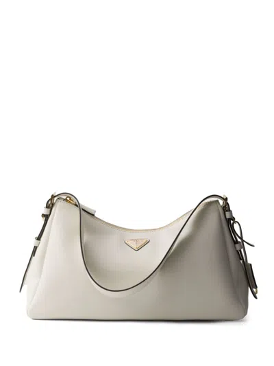 Prada Re-edition Patent Leather Shoulder Bag In F0pg7 Bianco N