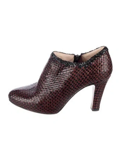 Pre-owned Prada Leather Animal Print Pumps In Burgundy