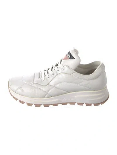 Pre-owned Prada Leather Athletic Sneakers In White