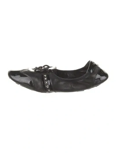 Pre-owned Prada Leather Ballet Flats In Black