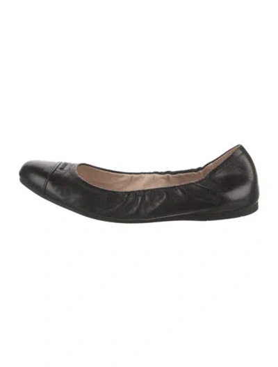 Pre-owned Prada Leather Ballet Flats In Black