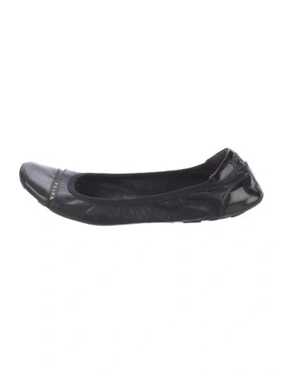 Pre-owned Prada Leather Ballet Flats In Black