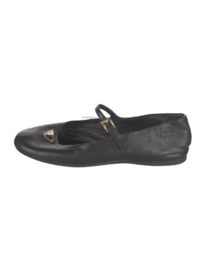 Pre-owned Prada Leather Ballet Flats In Black