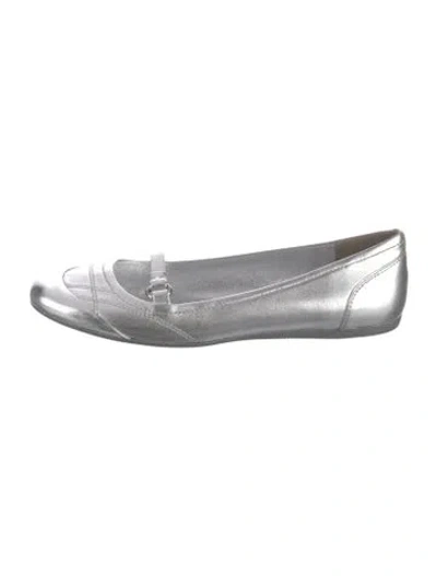 Pre-owned Prada Leather Ballet Flats In Silver