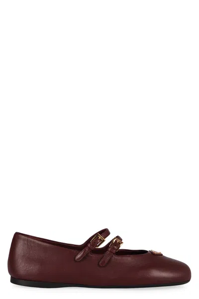 Prada Leather Ballet Flats With Logo In Burgundy