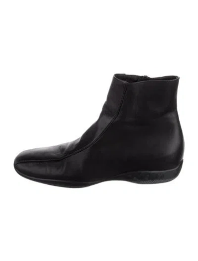 Pre-owned Prada Leather Boots In Black