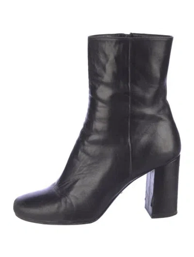 Pre-owned Prada Leather Boots In Black