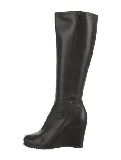 Pre-owned Prada Leather Boots In Black