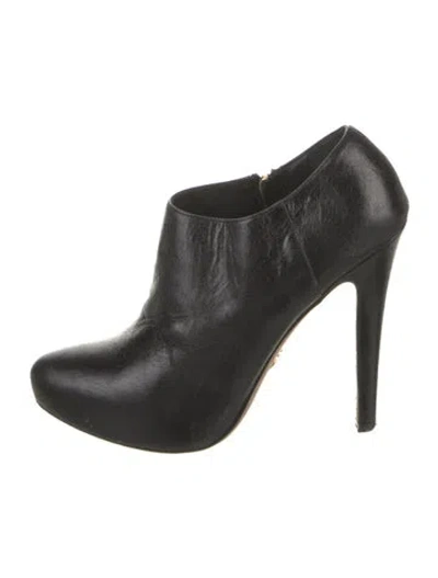 Pre-owned Prada Leather Boots In Black