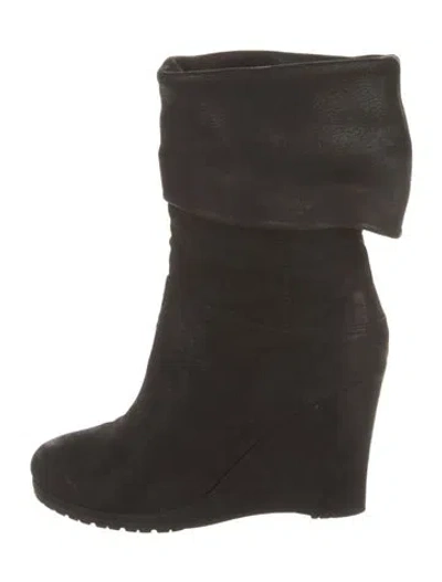 Pre-owned Prada Leather Boots In Black