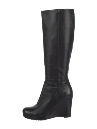 Pre-owned Prada Leather Boots In Black