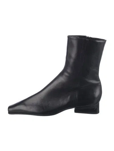 Pre-owned Prada Leather Boots In Black