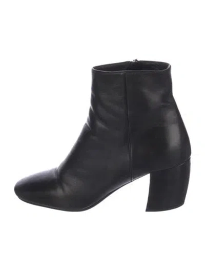 Pre-owned Prada Leather Boots In Black