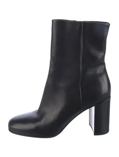 Pre-owned Prada Leather Boots In Black