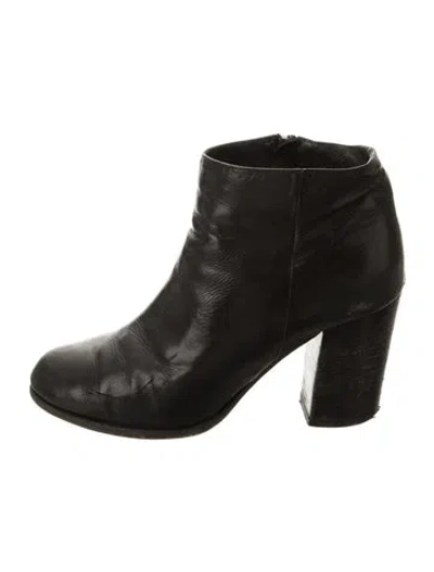 Pre-owned Prada Leather Boots In Black