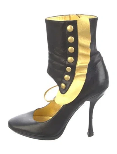 Pre-owned Prada Leather Boots In Black