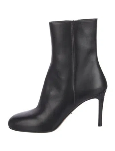 Pre-owned Prada Leather Boots In Black