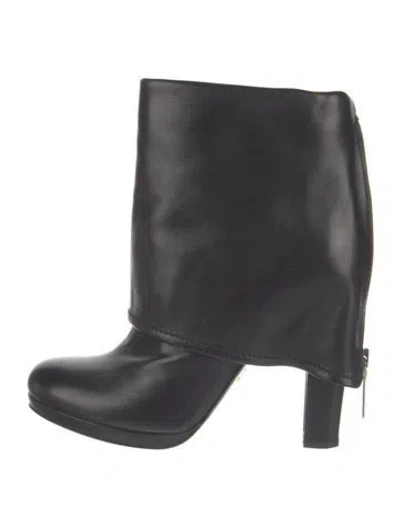 Pre-owned Prada Leather Boots In Black
