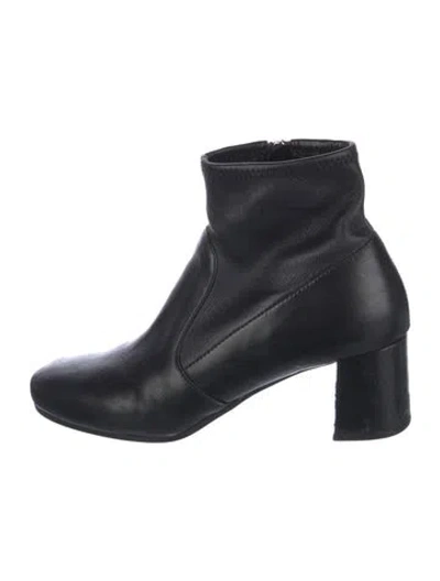 Pre-owned Prada Leather Boots In Black
