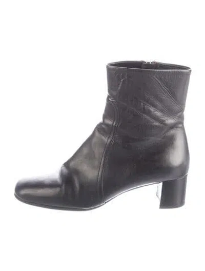 Pre-owned Prada Leather Boots In Black