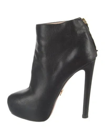 Pre-owned Prada Leather Boots In Black