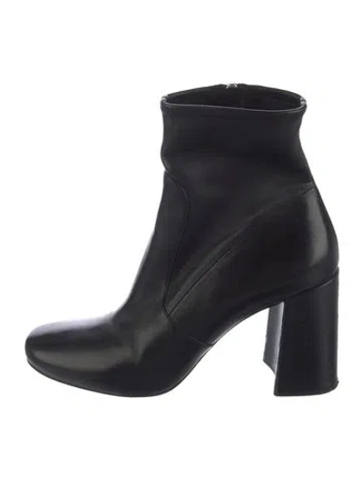 Pre-owned Prada Leather Boots In Black