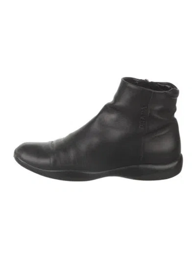 Pre-owned Prada Leather Boots In Black